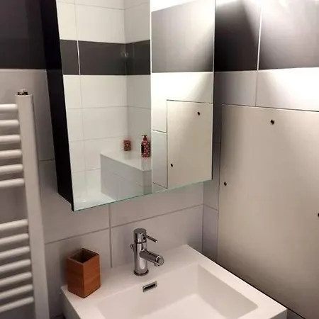 شقة Idealement Situe Pour Tous Iii